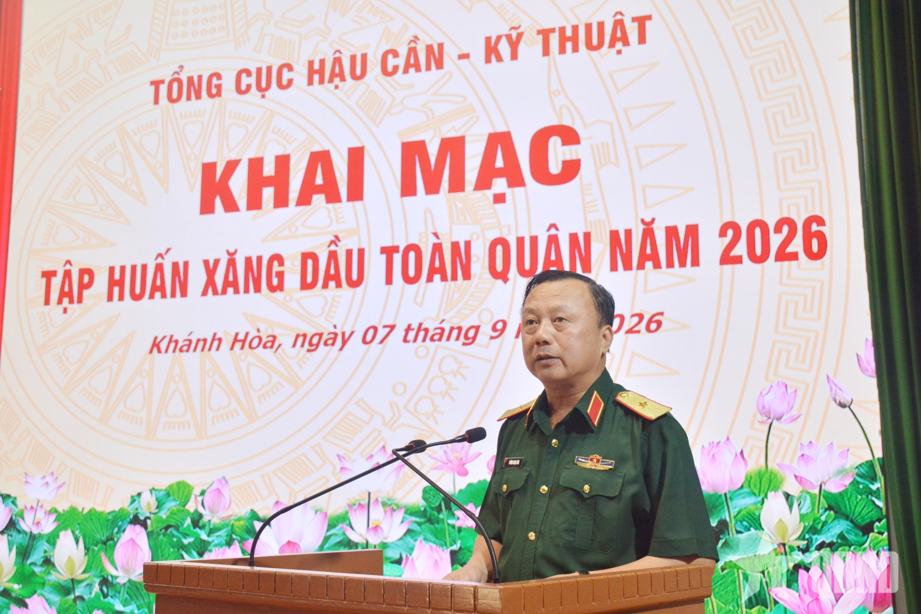 Bồi dưỡng nghiệp vụ cán bộ, nhân viên xăng dầu toàn quân